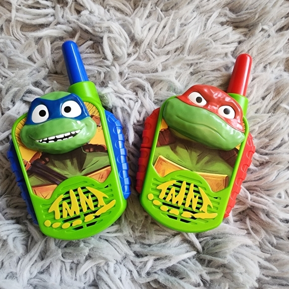 Walkie Talkies - Green and Red Ninja Turtle Works Fun Play‎ - Picture 1 of 3